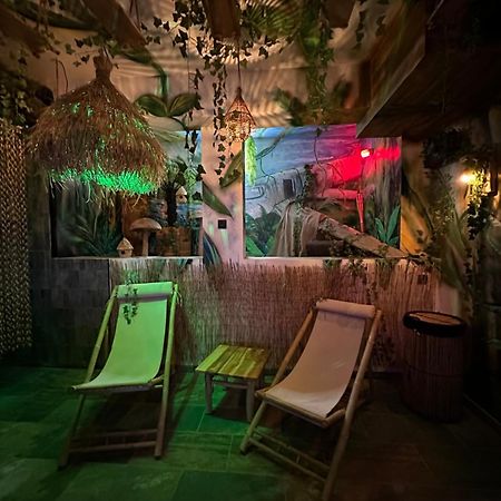 Bed and Breakfast Jungle Spa Dunkirk Exteriér fotografie
